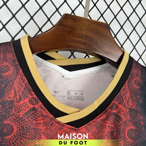 maillot-barcelone-red-concept-2025-2026-04