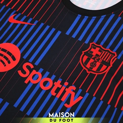 ensemble-barcelone-nocturne-blaugrana-2025-2026-02