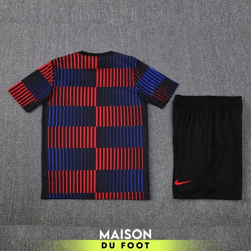 ensemble-barcelone-nocturne-blaugrana-2025-2026-04