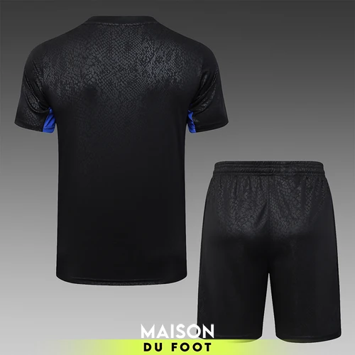 ensemble-barcelone-noir-2025-2026-02