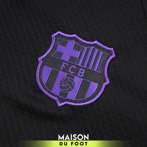 ensemble-barcelone-noir-2025-2026-04-1