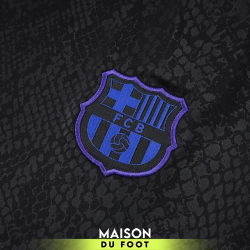 ensemble-barcelone-noir-2025-2026-04