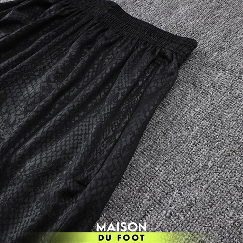 ensemble-barcelone-noir-2025-2026-06