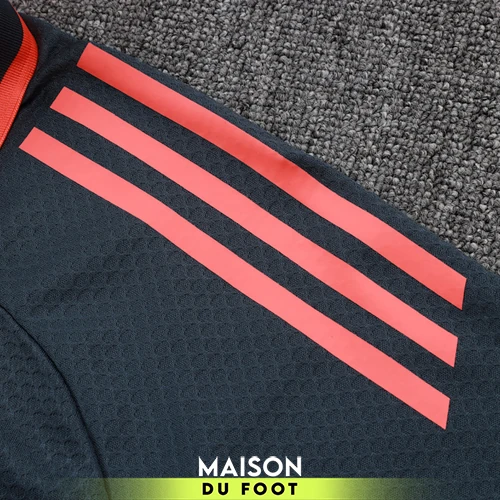 ensemble-polo-bayern-munich-gris-fonce-2025-2026-06