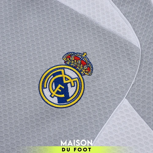 ensemble-real-madrid-gris-clair-2025-2026-04