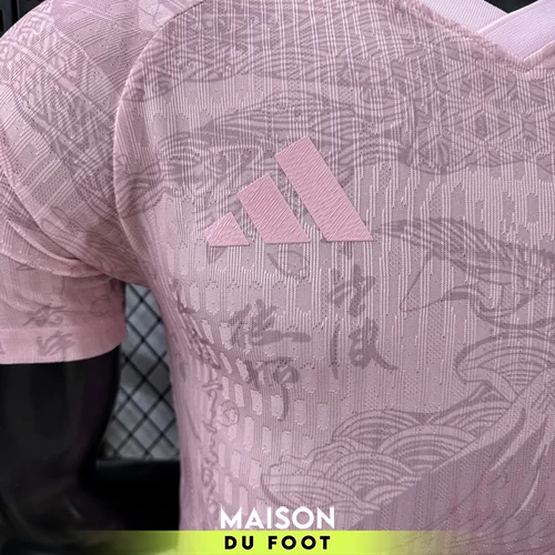 maillot-match-japon-edition-speciale-rose-2026-2027-03