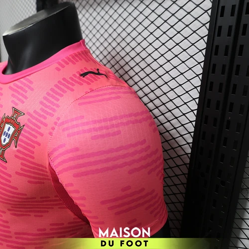 maillot-match-portugal-concept-rose-2026-2027-05
