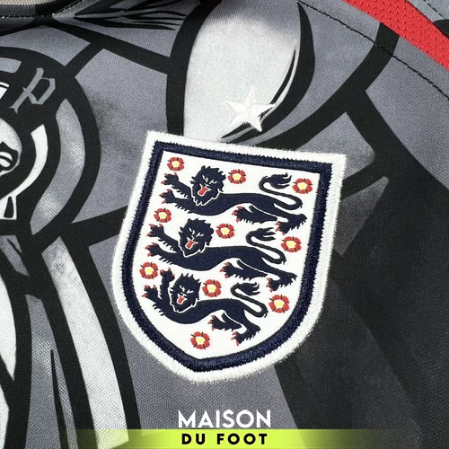 maillot-angleterre-x-palace-2026-2027-4