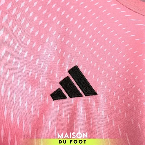 maillot-espagne-gardien-rose-coupe-du-monde-2026-3