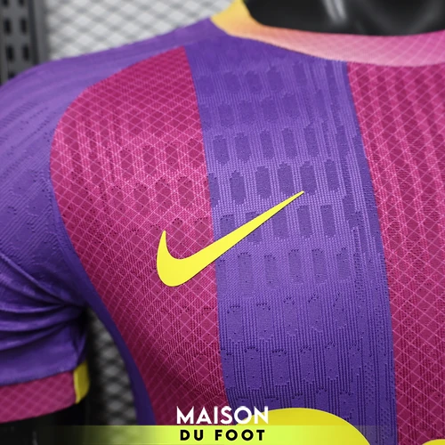 maillot-match-barcelone-concept-vintage-2026-2027-3