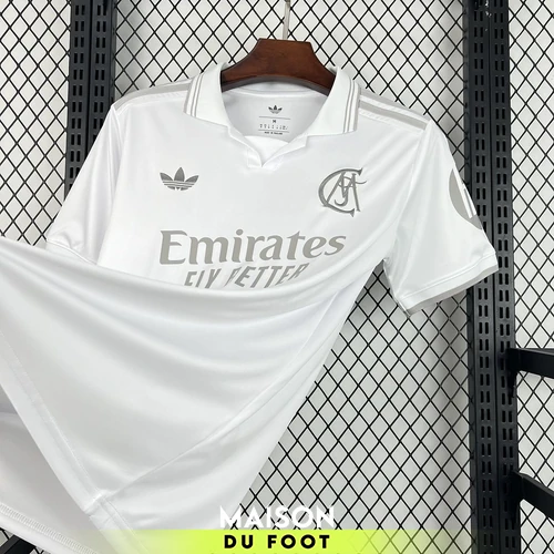 maillot-real-madrid-edition-speciale-125-ans-2026-2027-6