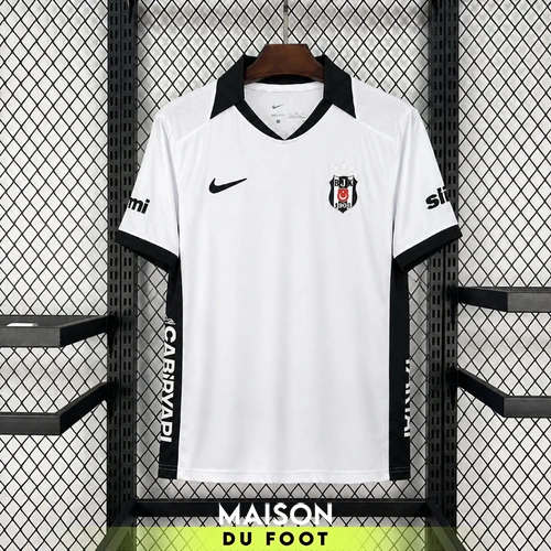 Maillot Besiktas Domicile 2025/2026 — Vue de face Maillot Besiktas Domicile 2025/2026 - vue de face